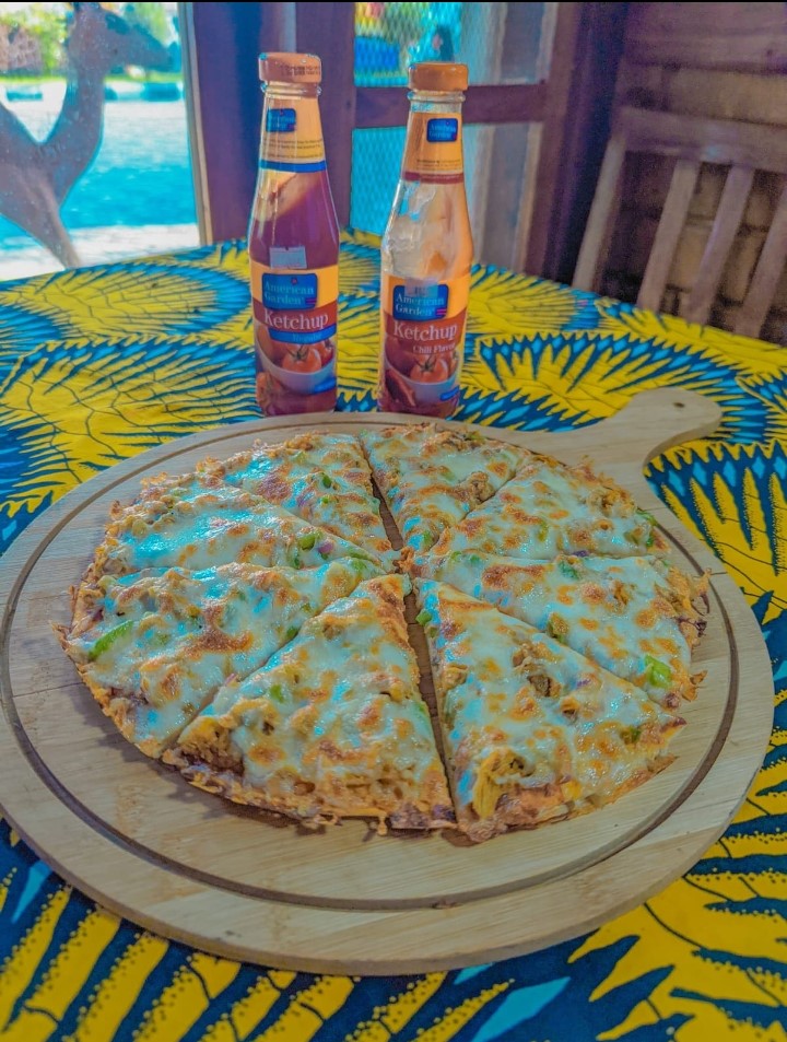 Wood-Board Cheese Pizza